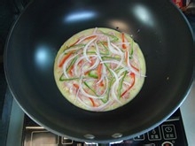 风味披萨蛋饼的做法