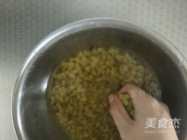 肉丁榨菜炒豆腐