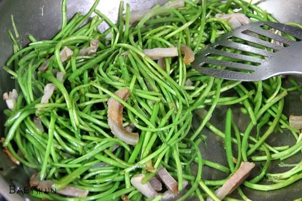 顺小煮-香干芦蒿炒咸肉