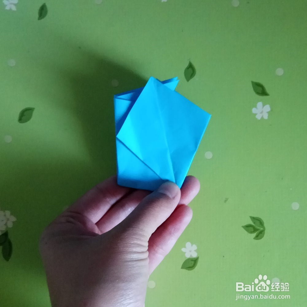 儿童智力手工制作方法:如何做美丽的花瓶收纳盒