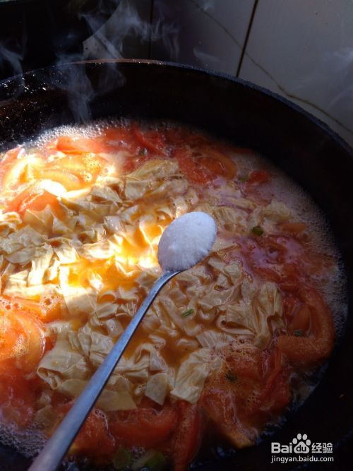 煲西红柿豆皮汤