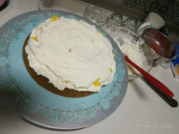 巧克力草莓裸蛋糕