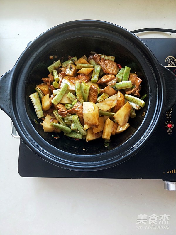 豆角土豆焖面