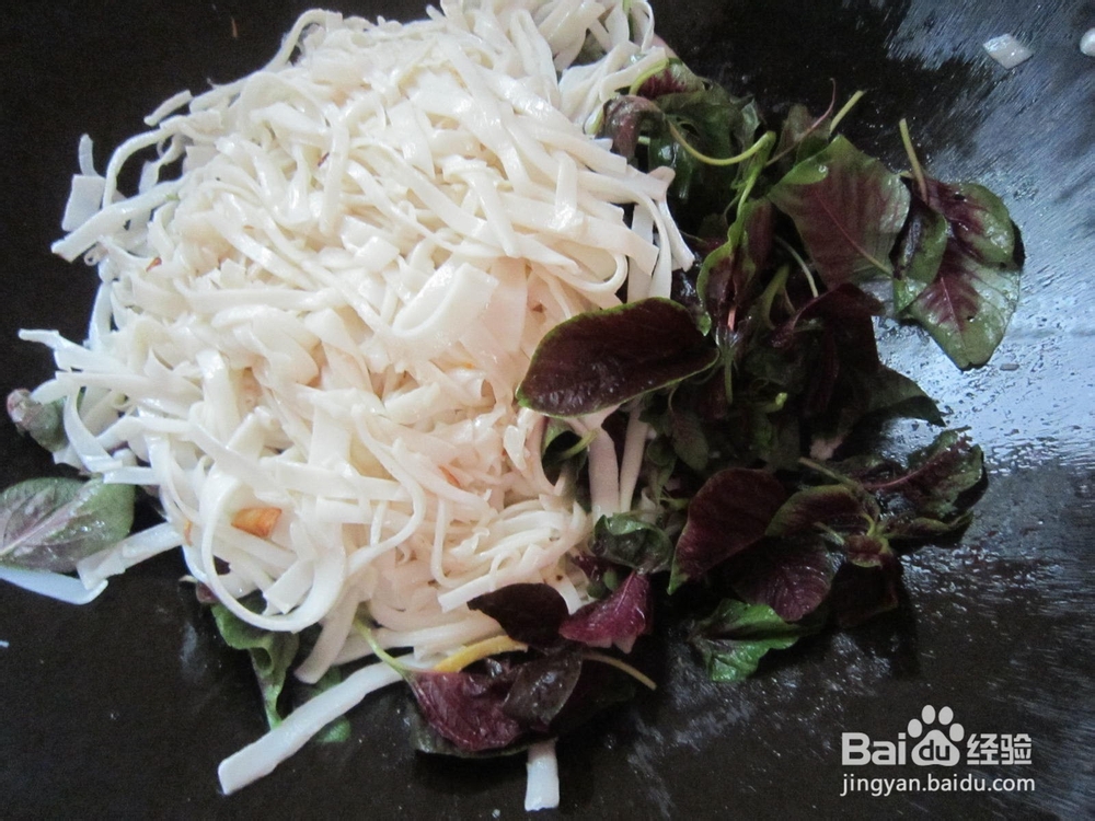 鸡蛋苋菜炒河粉