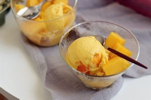 怎么做菠萝芒果冰激凌