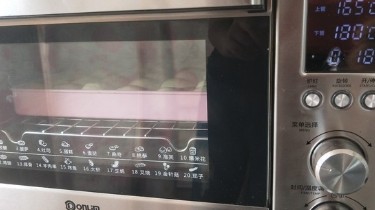 浓香奶酪小餐包的做法