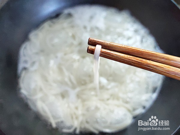 家常香菇煎蛋面