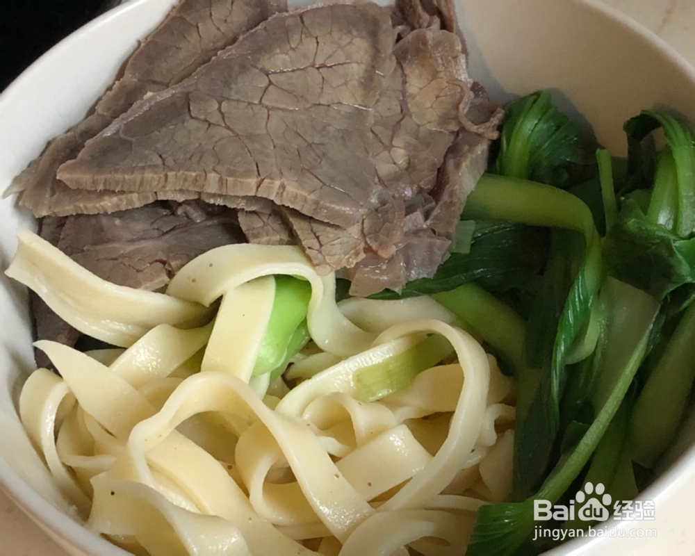 香气浓郁的弹牙面条