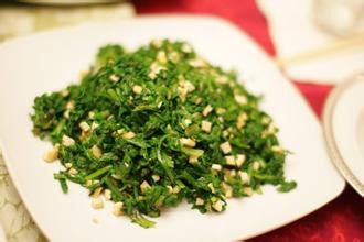 老家拌茼蒿(精致小菜)做法