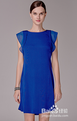 怎样利用配色原理选购衣服