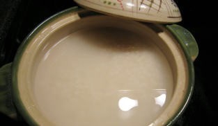 砂煲腊肠糯米饭制作的步骤