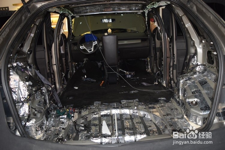 昆明发烧友:福特锐界全车隔音精美改装作业