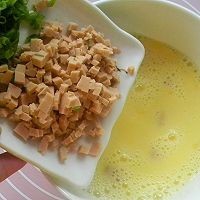 葱花火腿鸡蛋卷怎么做