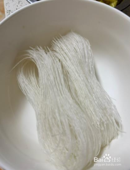 如何在家做一份酸菜鱼