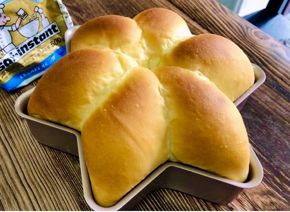 六角星星豆沙面包