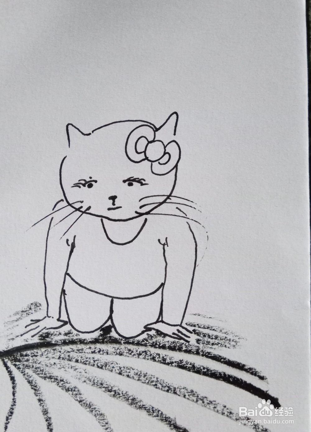 怎样画简笔画“小蓝猫爬进了草丛”