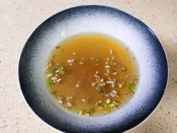 极简青菜肉丝面