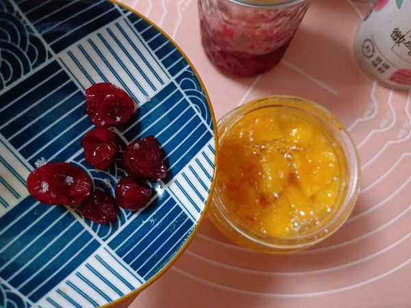 芒果桃桃气泡水