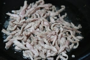 榨菜肉丝面怎么做?