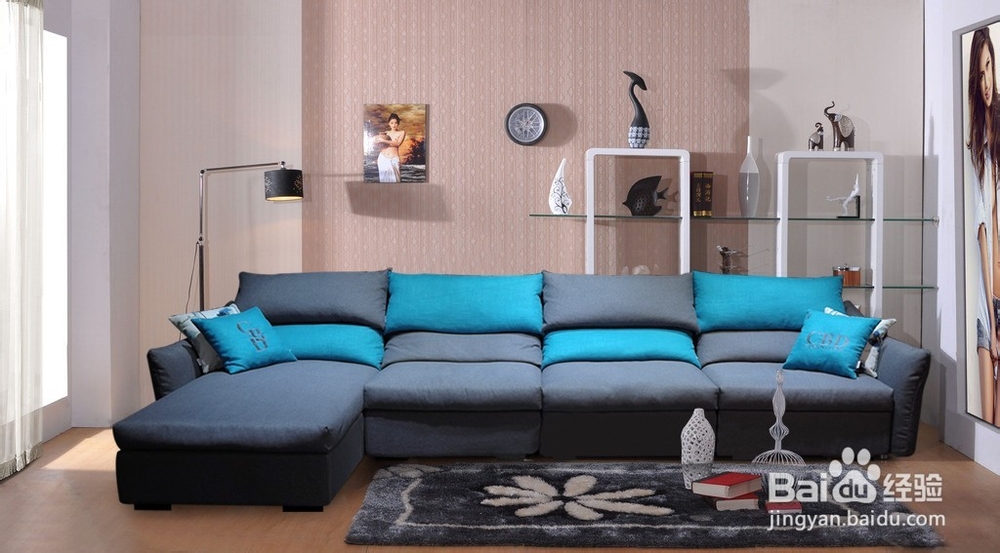 如何挑选一款合适的现代布艺沙发？