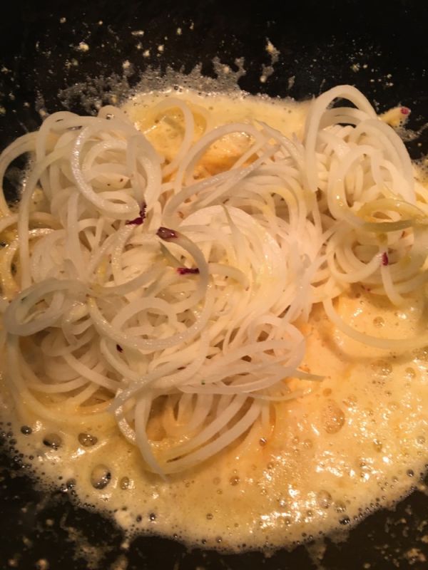 咸蛋黄炒土豆丝