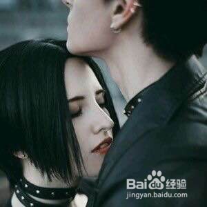 如何聪明的对付情敌?