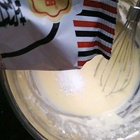 香酥鸡蛋卷做法