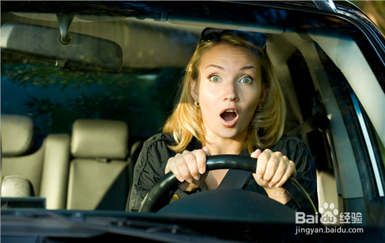 新手开车路口转弯注意事项