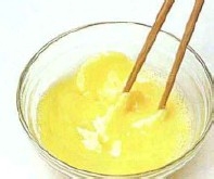 家常菜：菠菜炒鸡蛋怎么做