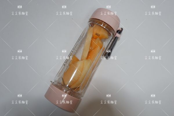 蜜瓜椰果粒冰棍