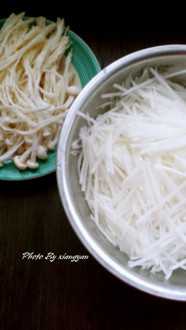 金针菇萝卜丝虾皮