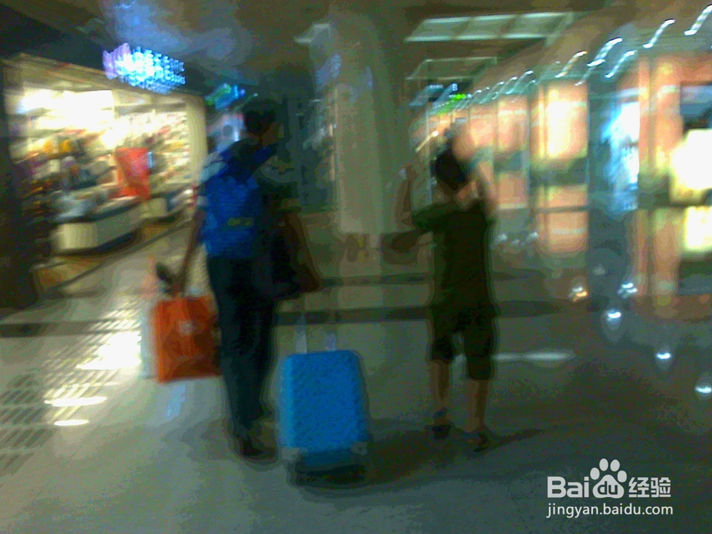 老年人怎样让孩子出行中注意安全