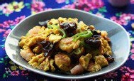 年夜饭之虾仁鸡蛋炒木耳