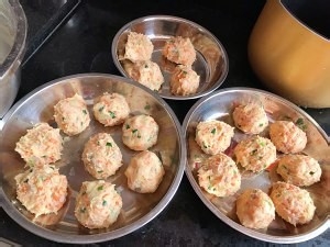 保健养生快手鲜虾土豆饼