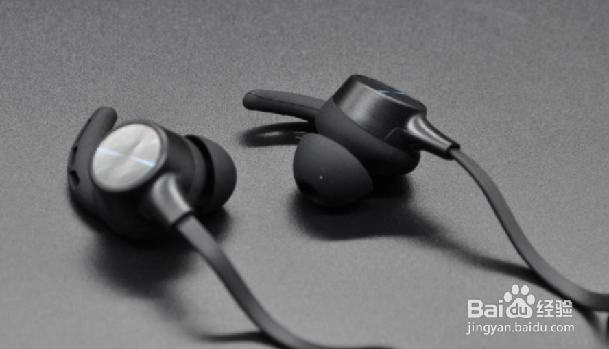 耳撑耳机的正确佩戴方式