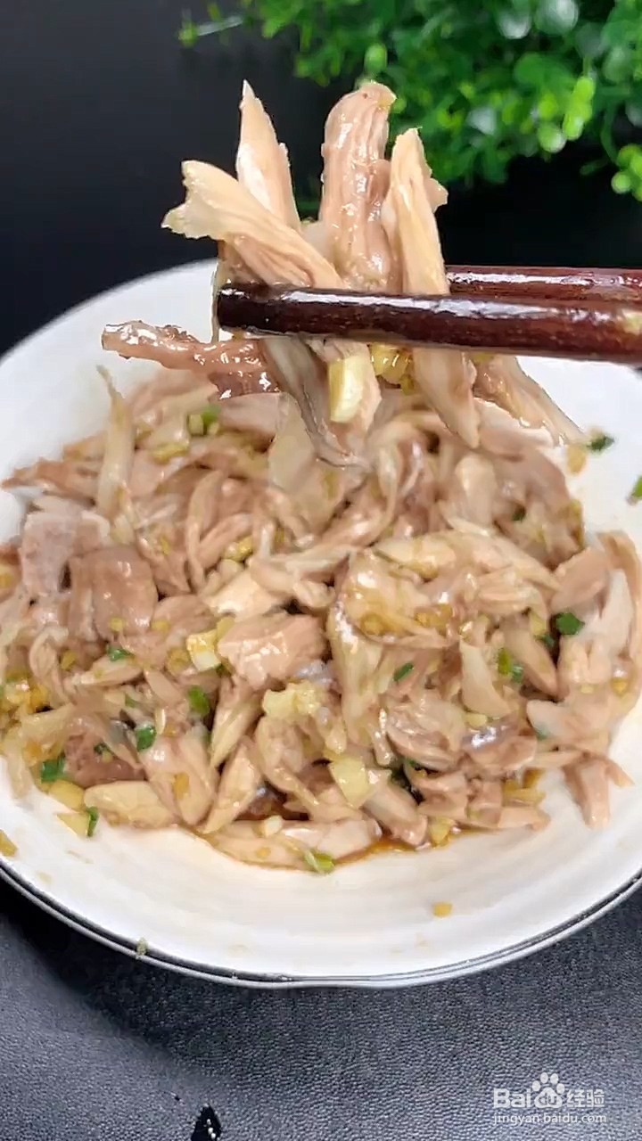 如何制作于大爷白斩鸡