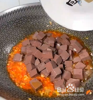 如何做美味韭菜烧鸭血