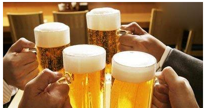 晚上喝啤酒会长胖吗