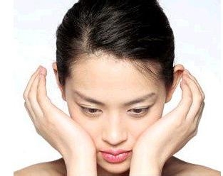 脸部按摩法8个小步骤按走皱纹