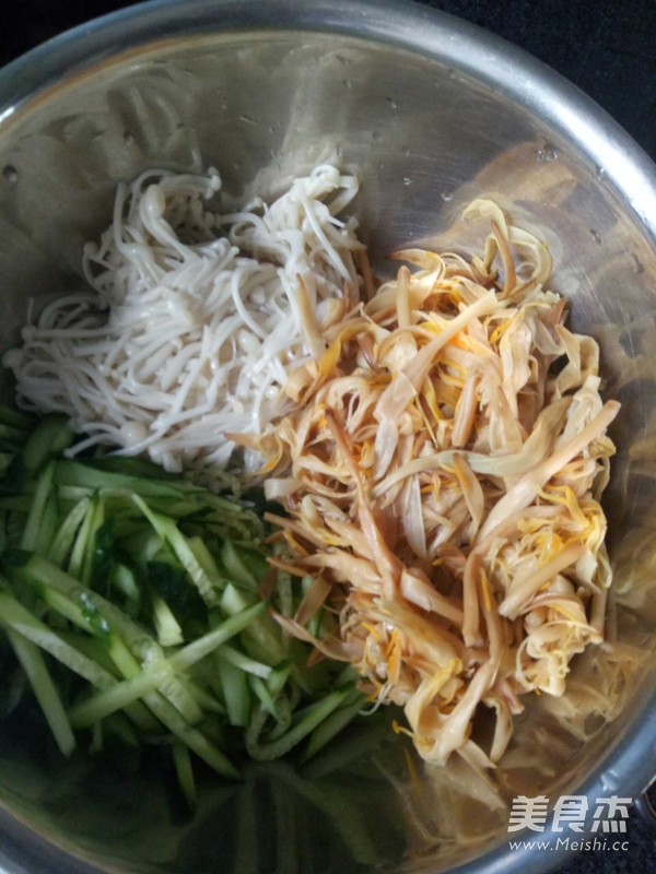 凉拌三素的做法