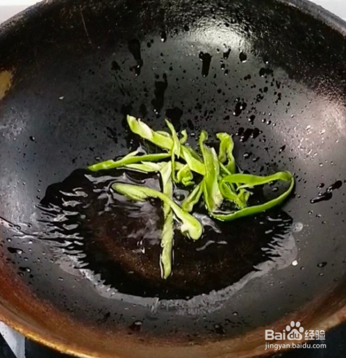 腊肠炒四季豆的家常做法
