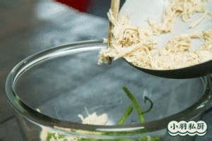 教你怎么做茼蒿拌鸡丝