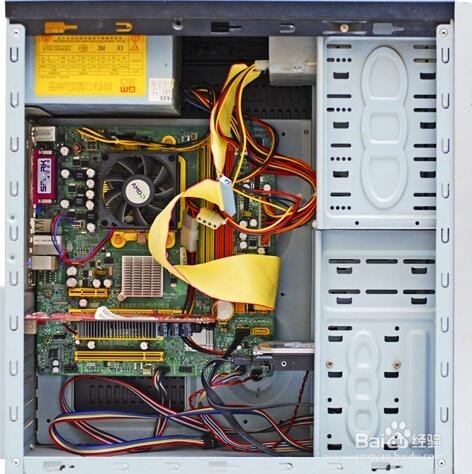 图解拆卸与组装电脑