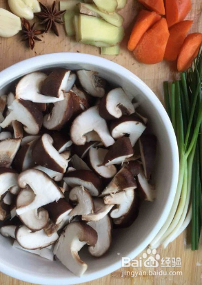 自己制作香菇焖鸡