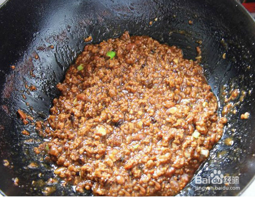 美味可口炸酱面