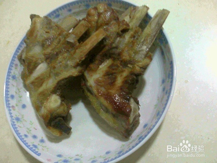 煮熟的羊排怎样吃好