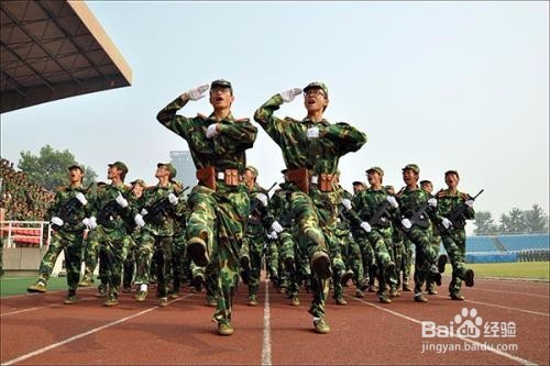 大学军训时应该要注意什么