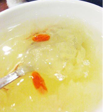 家庭银耳汤的做法