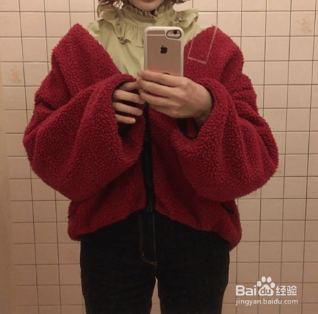 日系古着女孩变可爱的秘密！蕾丝衬衣创意穿搭，春天就该这样穿！