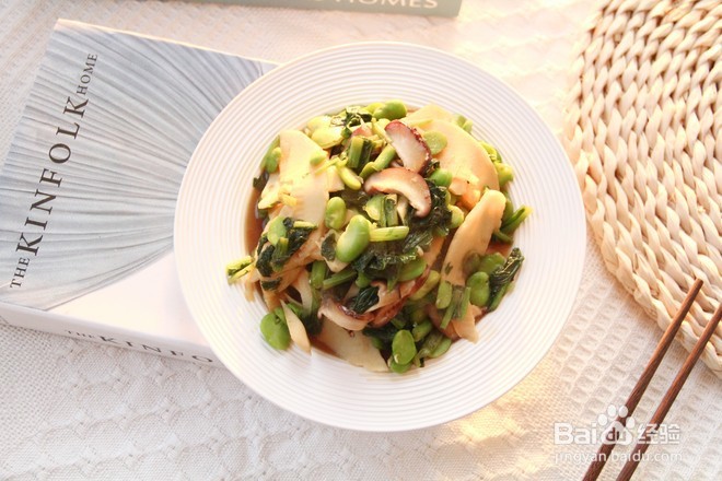 雪里蕻笋片香菇炒豆瓣